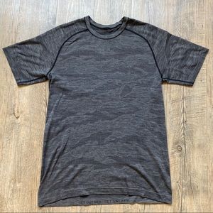 Men’s Lululemon Short Sleeve Metal Vent Tech Shirt
